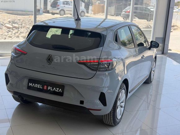 MAREL PLAZA*DAN 2024 RENAULT CLİO 1.0 TCE EQUİLİBRE