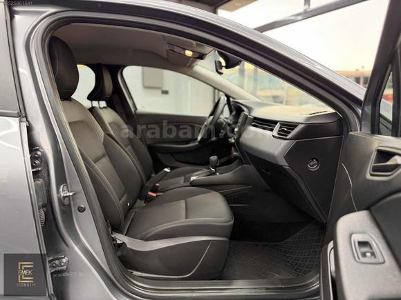 EMEK/2024 MODEL RENAULT CLİO OTOMATİK 63 BİNDE FÜME