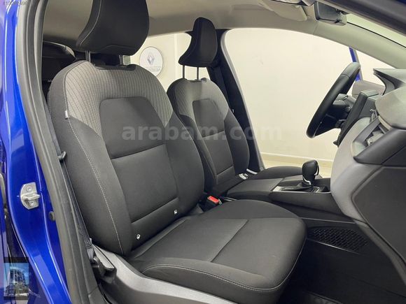 YÜCELER OTO'DAN2023 MODEL RENAULT CLİO %20 KDV EQUİLİBRE HATASIZ