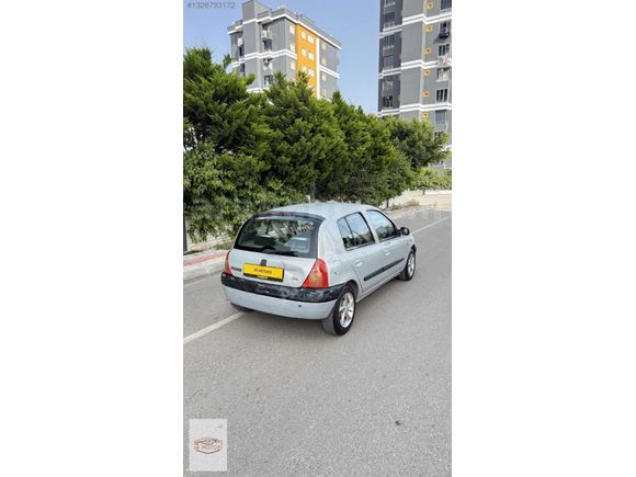 AK MOTORS'DAN 2000 1.4 CLİO