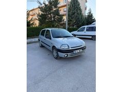 RENAULT CLIO 1.4 RTA