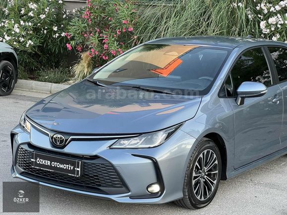 2025-TOYOTA COROLLA VİSİON PLUS HATASIZ(22.100KM)