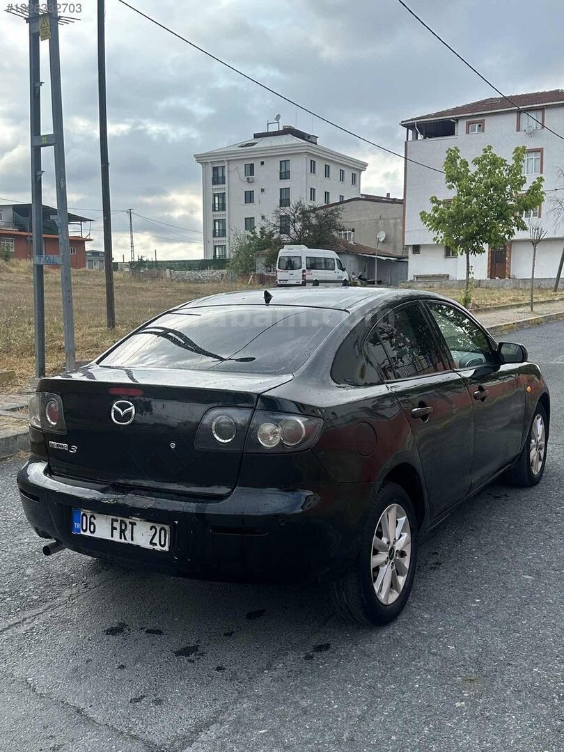 Galeriden Mazda 3 1.6 Base 2006 Model İstanbul 305.000 km Siyah 4
