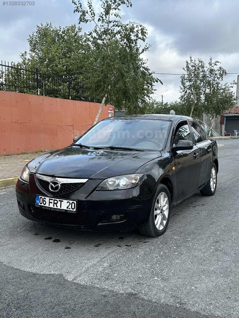 Galeriden Mazda 3 1.6 Base 2006 Model İstanbul 305.000 km Siyah 2