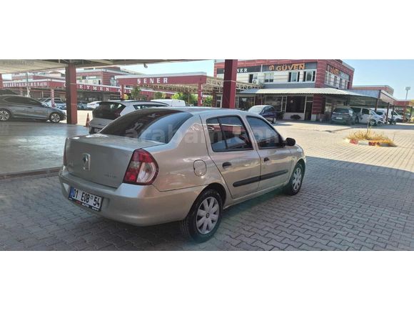 ARC OTOMOTİVDEN TEMİZ CLİO KLİMALI