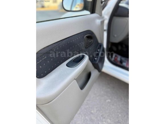 Clio 1.4 Authentique LPG Değişensiz, Temiz ve Bakımlı