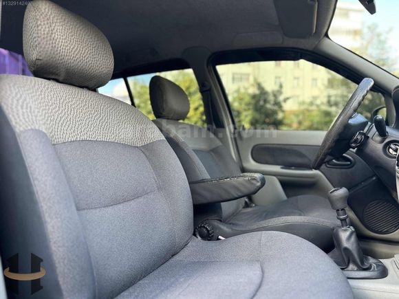 HAZAR AUTO'DAN ORİJİNAL KLİMALI RENAULT CLİO -12 KK TAKSİT