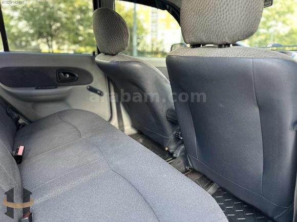 HAZAR AUTO'DAN ORİJİNAL KLİMALI RENAULT CLİO -12 KK TAKSİT