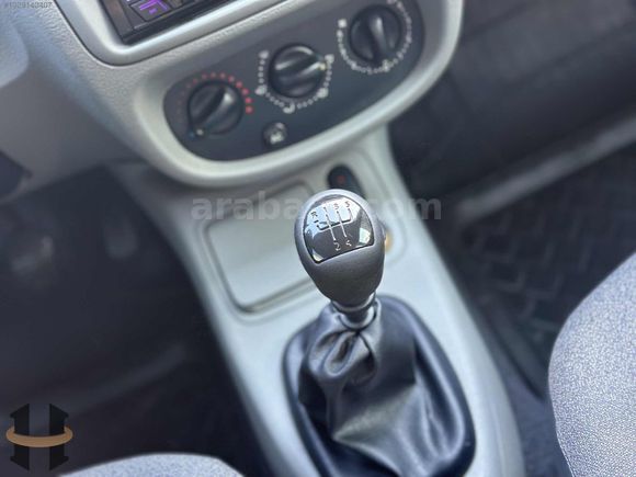 HAZAR AUTO'DAN ORİJİNAL KLİMALI RENAULT CLİO -12 KK TAKSİT