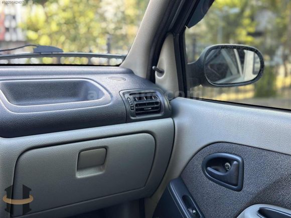 HAZAR AUTO'DAN ORİJİNAL KLİMALI RENAULT CLİO -12 KK TAKSİT