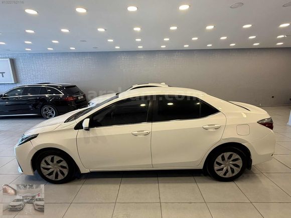2016 MODEL HATASIZ TRAMERSİZ 1,4 D-4D TOUCH OTOMATİK COROLLA