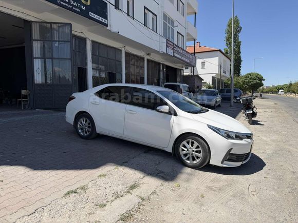 NEVCAR AUTO 2018 COROLLA 156.000 KM