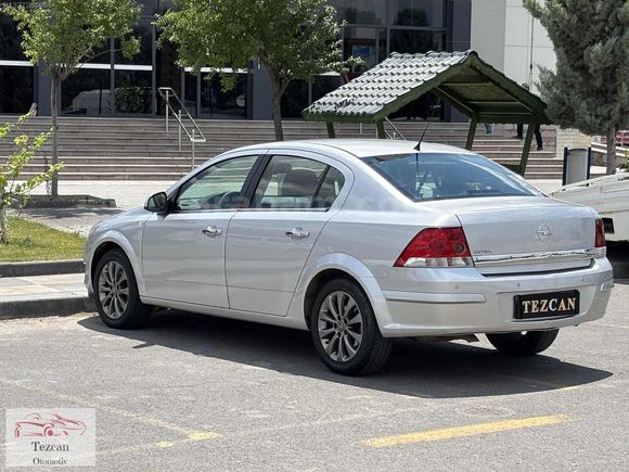 2011 MODEL ASTRA ENJOY 111. YIL 160 BİN KM'DE OTOMATİK