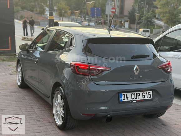 Clio 1.0 SCe Joy