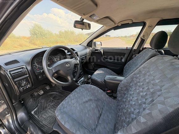 Değişensiz Astra 1.6 16v Lpgli