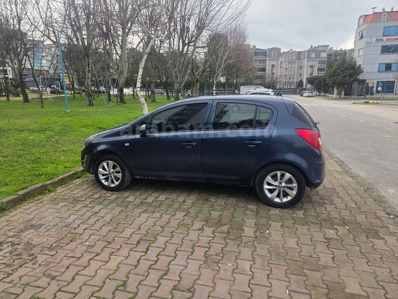 128 BİN KM DE 2014 MODEL 1.3 CTDI OPEL CORSA ENJOY PAKET