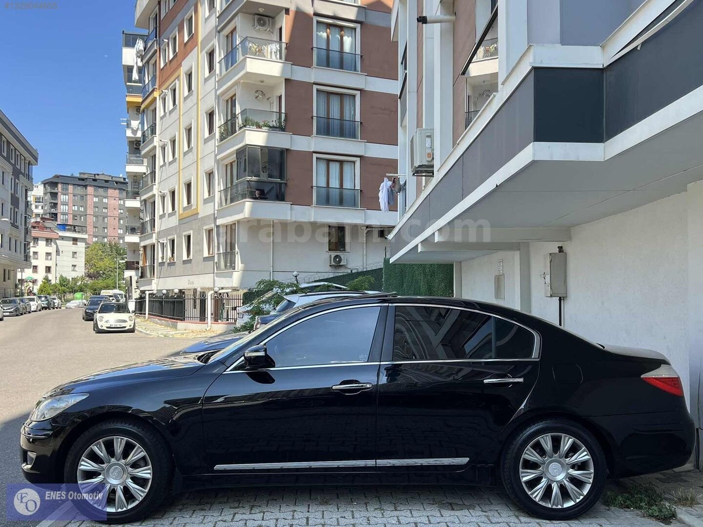 Galeriden Hyundai Genesis 3.8 2010 Model İstanbul 163.000 km Siyah 7