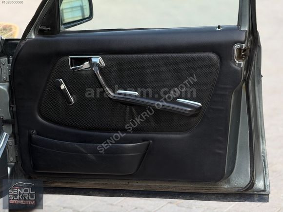 1979 MODEL MERCEDES-BENZ W123
