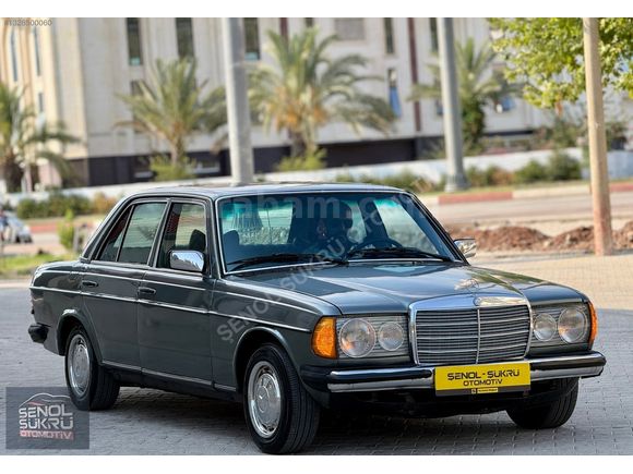 1979 MODEL MERCEDES-BENZ W123