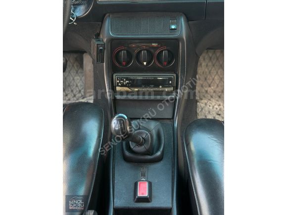 1979 MODEL MERCEDES-BENZ W123