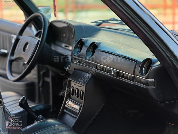 1979 MODEL MERCEDES-BENZ W123