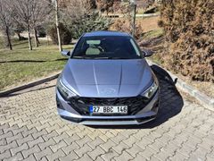 Hatasız yeni kasa yeni ekranlı sunrooflu Full+Full i20