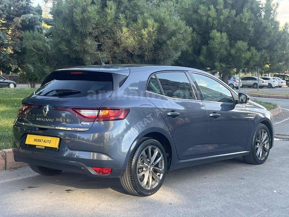 MURAT AUTO'DAN HATASIZ BOYASIZ TRAMERSİZ RENAULT MEGANE