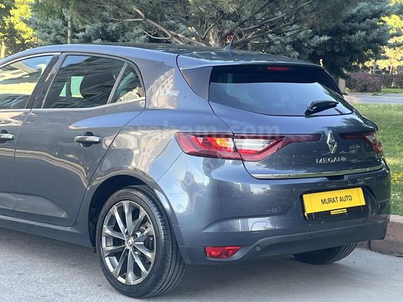 MURAT AUTO'DAN HATASIZ BOYASIZ TRAMERSİZ RENAULT MEGANE
