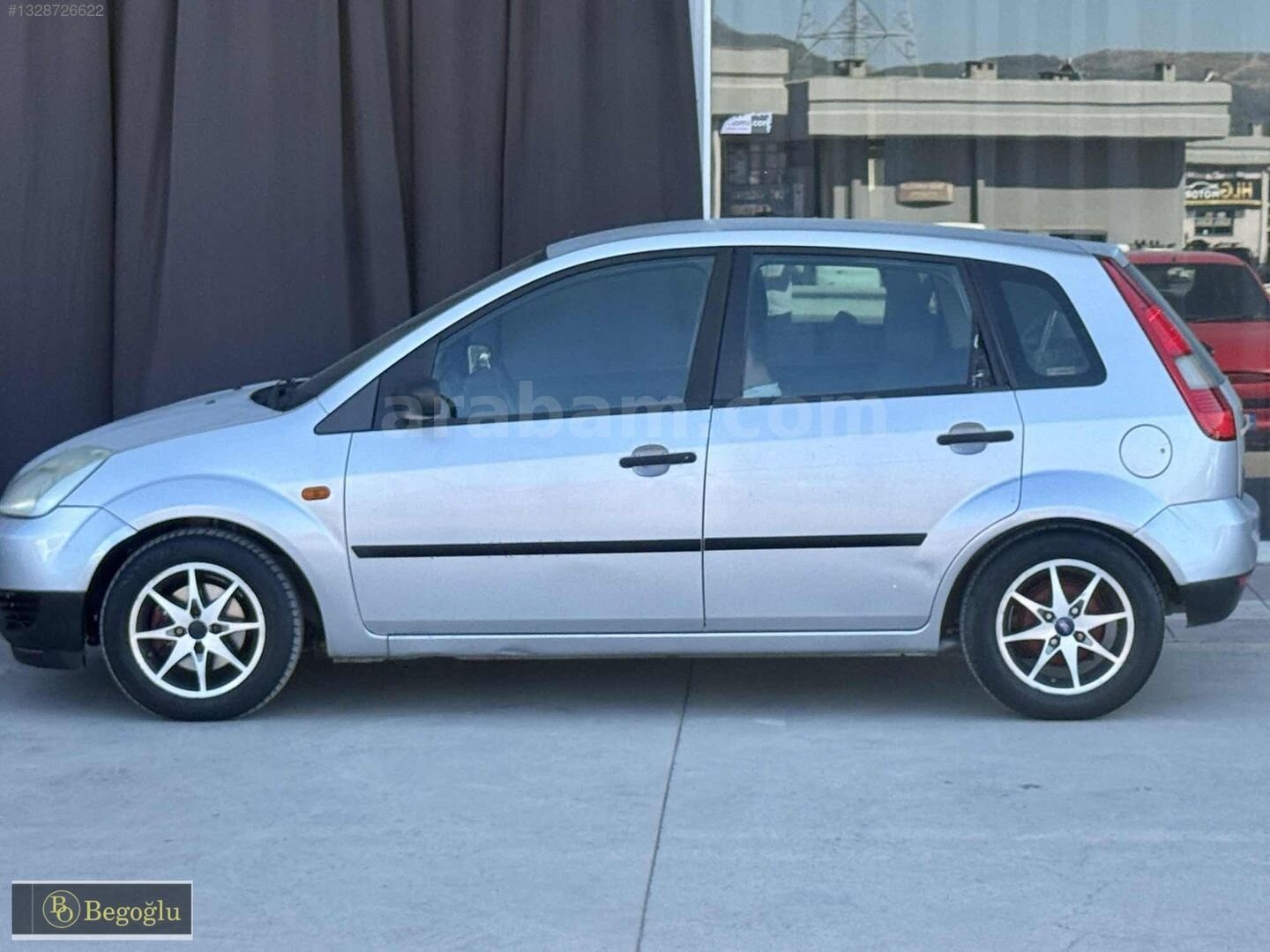 Galeriden Ford Fiesta 1.4 Comfort 2005 Model İzmir 244.000 km Gri 7