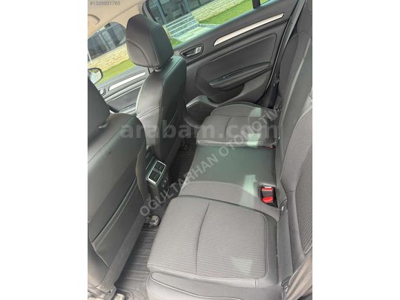 OĞULTARHAN OTOMOTİV 2025 RENAULT MEGANE İCON HATASIZ