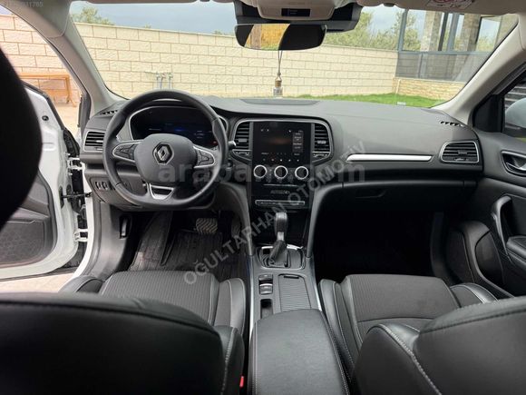 OĞULTARHAN OTOMOTİV 2025 RENAULT MEGANE İCON HATASIZ