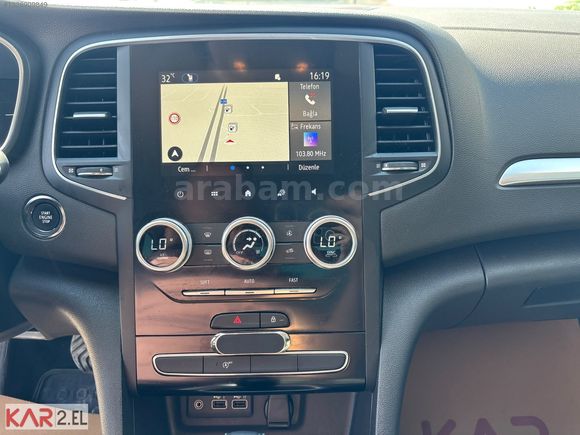 ESKİŞEHİR KAR 2. EL'DEN 2025 RENAULT MEGANE 1.5 ICON