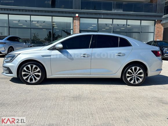 ESKİŞEHİR KAR 2. EL'DEN 2025 RENAULT MEGANE 1.5 ICON