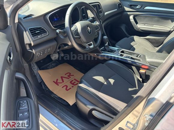 ESKİŞEHİR KAR 2. EL'DEN 2025 RENAULT MEGANE 1.5 ICON