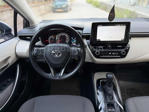 2021 MODEL BOYASIZ ORJINAL 88 BİN KM'DE TOYOTA COROLLA VİSİON