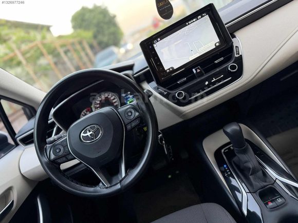 2021 MODEL BOYASIZ ORJINAL 88 BİN KM'DE TOYOTA COROLLA VİSİON