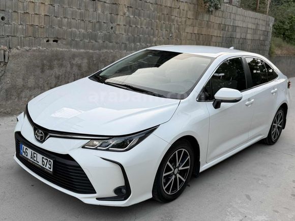 2021 MODEL BOYASIZ ORJINAL 88 BİN KM'DE TOYOTA COROLLA VİSİON
