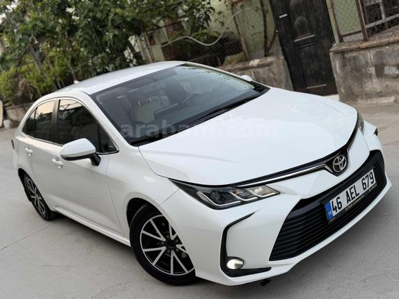 2021 MODEL BOYASIZ ORJINAL 88 BİN KM'DE TOYOTA COROLLA VİSİON