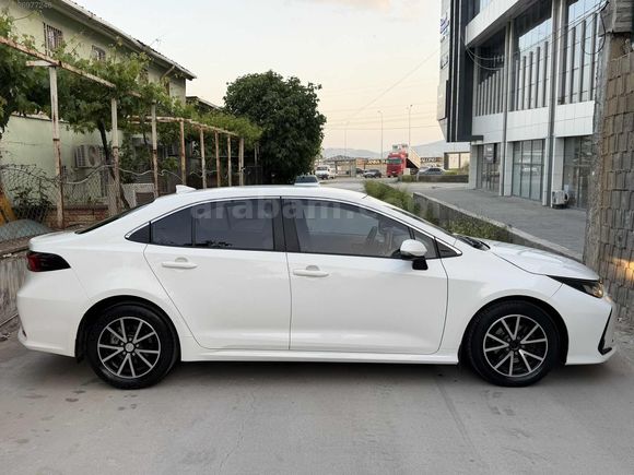 2021 MODEL BOYASIZ ORJINAL 88 BİN KM'DE TOYOTA COROLLA VİSİON