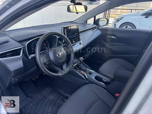 BARÇINDAN HATASIZ 2024 Toyota Corolla 1.5 Vision GERİ GÖRÜŞ EKRN