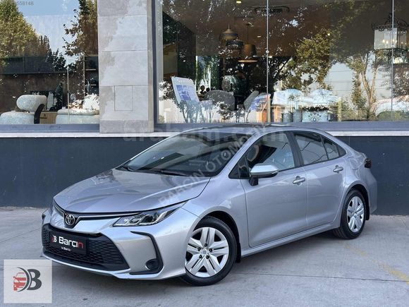 BARÇINDAN HATASIZ 2024 Toyota Corolla 1.5 Vision GERİ GÖRÜŞ EKRN