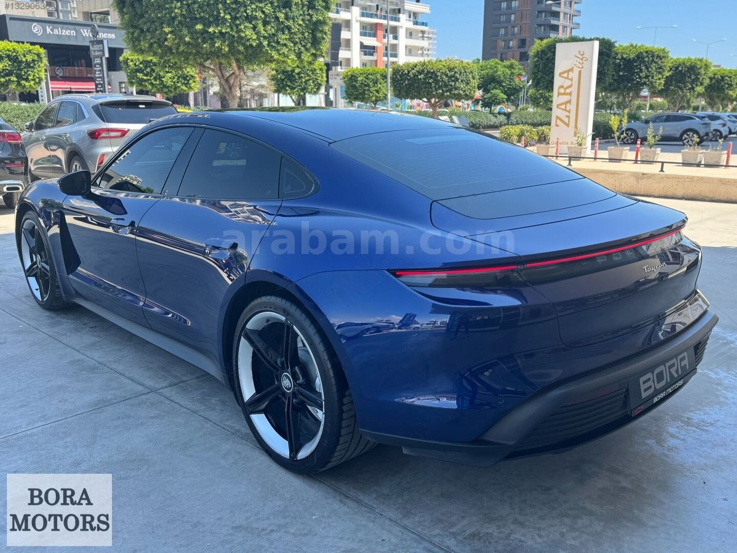 Galeriden Porsche Taycan Elektrik 2021 Model Mersin 54.000 km Mavi 6