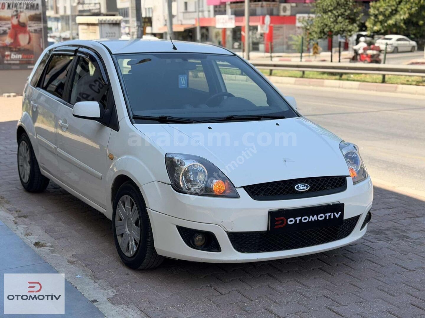 Galeriden Ford Fiesta 1.4 TDCi Comfort 2006 Model Antalya 321.000 km Beyaz 3