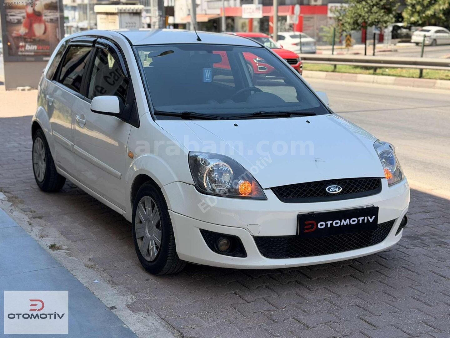 Galeriden Ford Fiesta 1.4 TDCi Comfort 2006 Model Antalya 321.000 km Beyaz 2