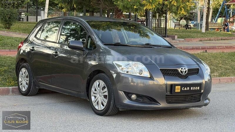 DİZEL TOYOTA AURİS 188 000 KM DE KREDİ VE KREDİ KARTINA TAKSİT