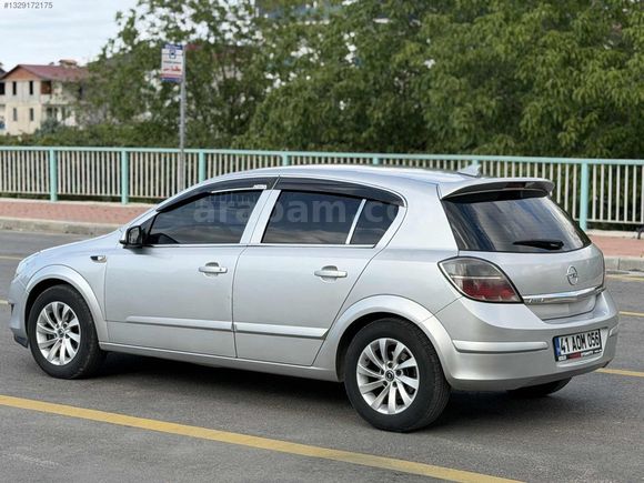 DEĞİŞENSİZ 1.3 DİZEL OPEL ASTRA BAKIMLI AİLE ARACI