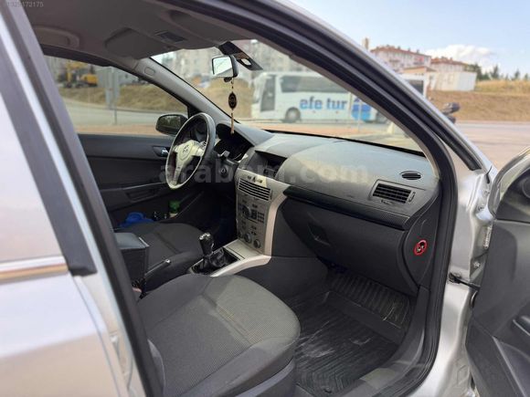DEĞİŞENSİZ 1.3 DİZEL OPEL ASTRA BAKIMLI AİLE ARACI
