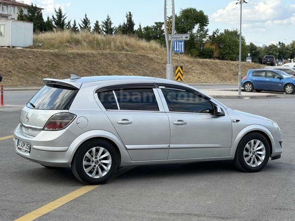 DEĞİŞENSİZ 1.3 DİZEL OPEL ASTRA BAKIMLI AİLE ARACI