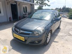 OTOPAZAR'DAN K.K 12 TAKSİT 2011 OPEL ASTRA OTOMATİK