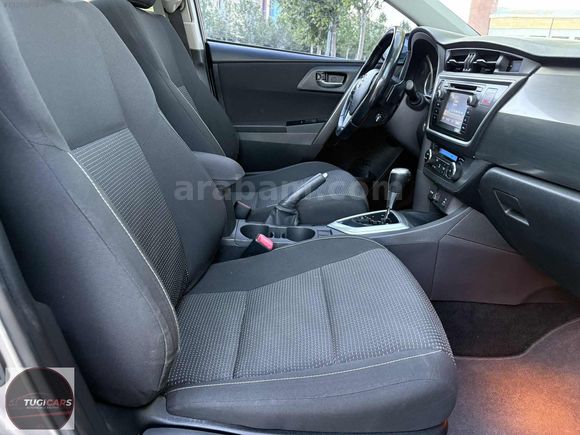2014 MODEL 112 BİN KM AURİS CAM TAVAN ADVANCE SKYPACK